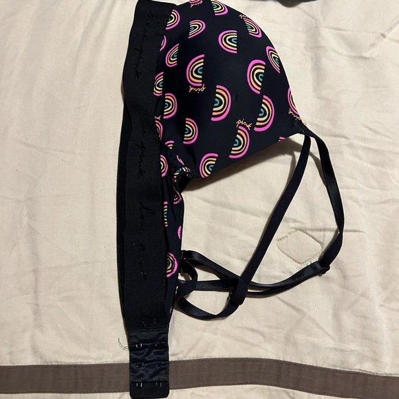 PINK Bra - Picture 4 of 7